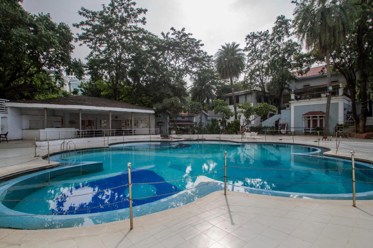 Hotel Oyo 1410 Country Club Begumpet Hyderabad Exterior foto